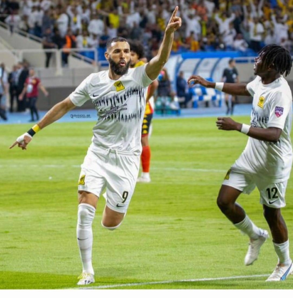 كريم بنزيما