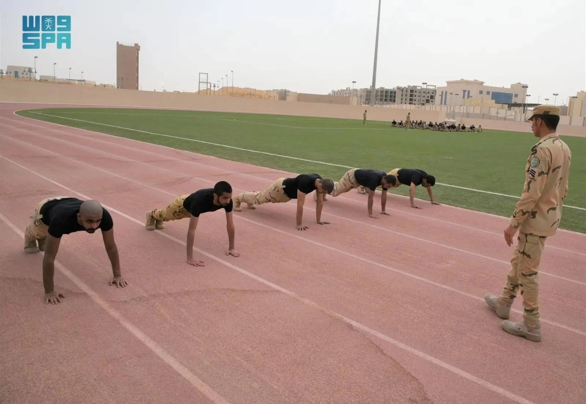 

تدريبات شاقة خلال الدراسة             (مكة)