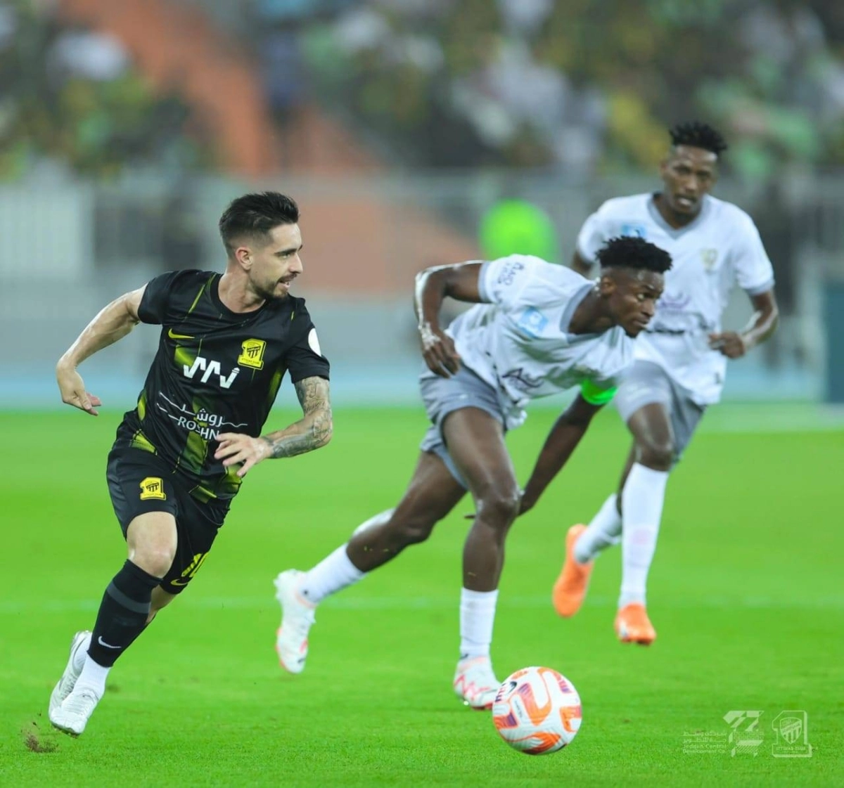 الاتحاد والطائي