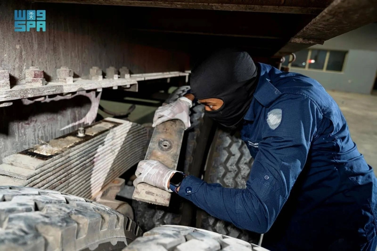 محاولة إخراج الحبوب المخدرة (مكة)