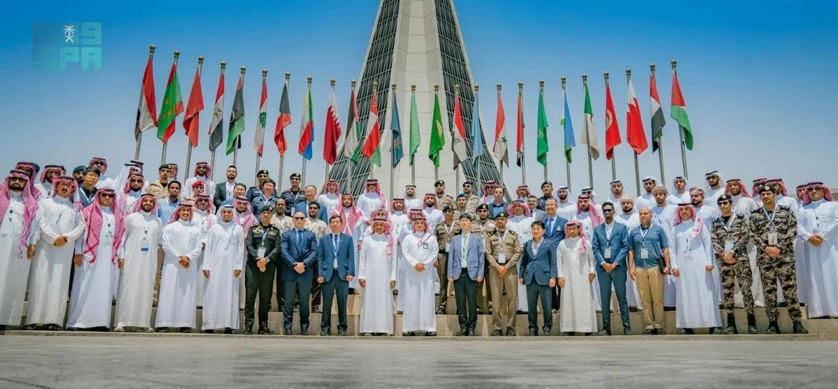 

جماعية للمشاركين في ورشة العمل                                                                 (مكة)