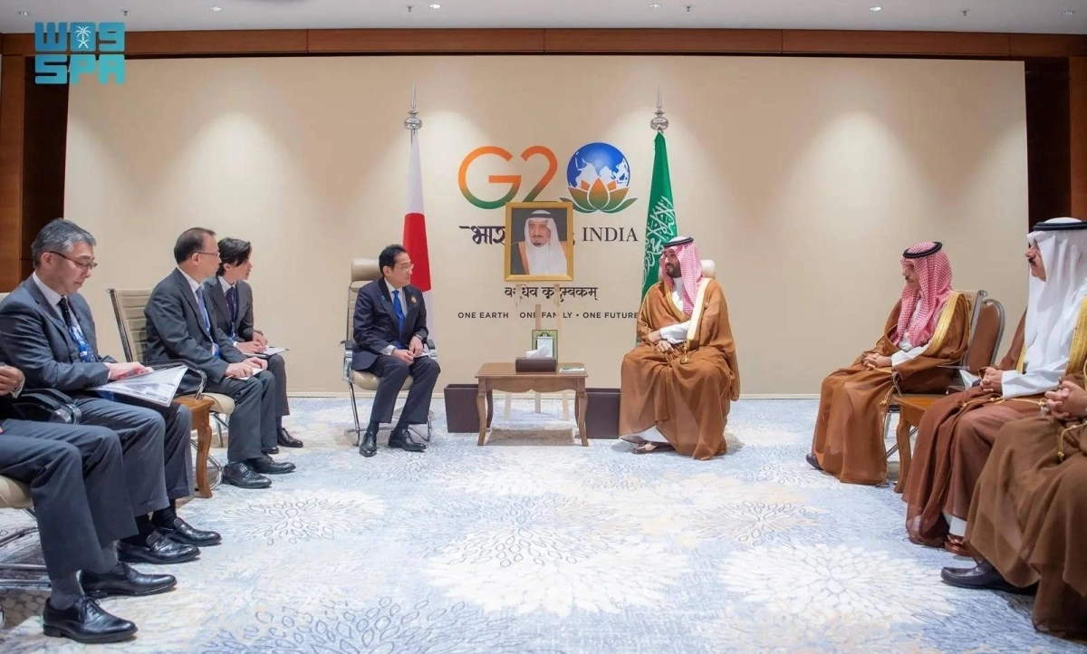 اجتماع ولي العهد مع رئيس وزراء اليابان