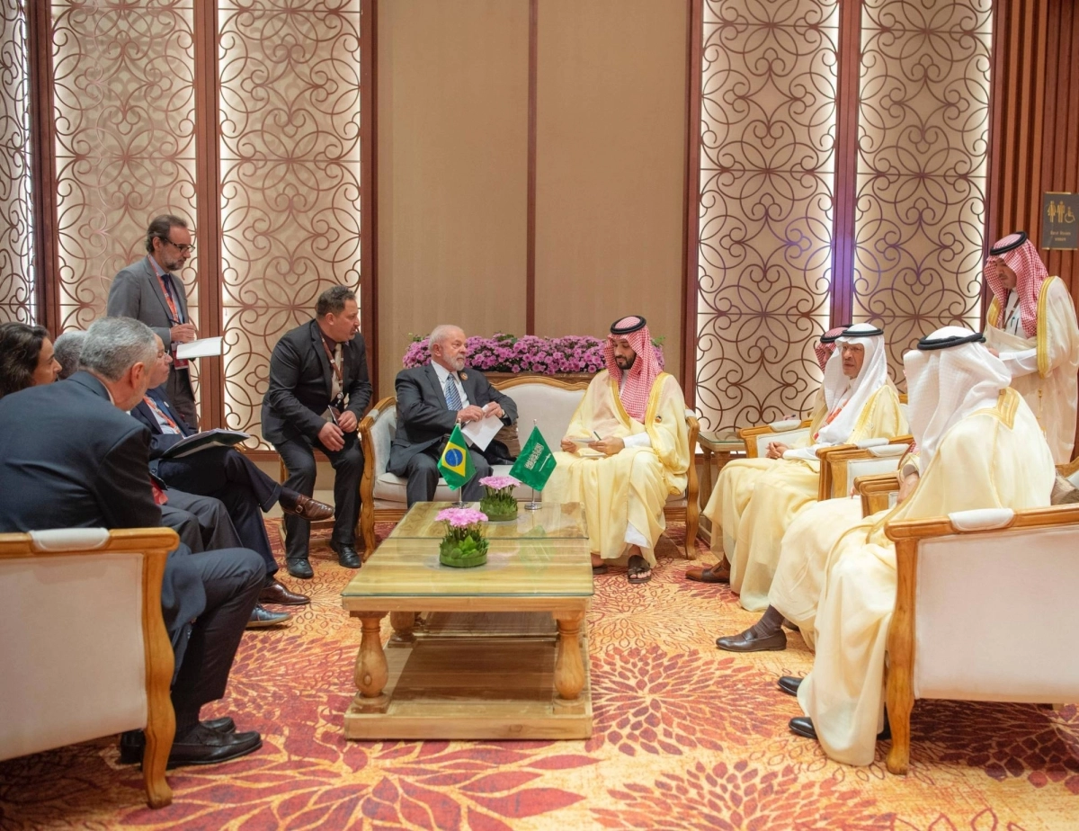 


الأمير محمد بن سلمان يلتقي الرئيس البرازيلي 