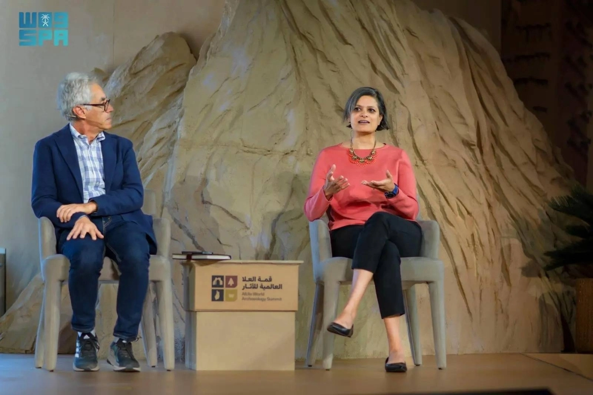 من قمة العلا العالمية للآثار (مكة)