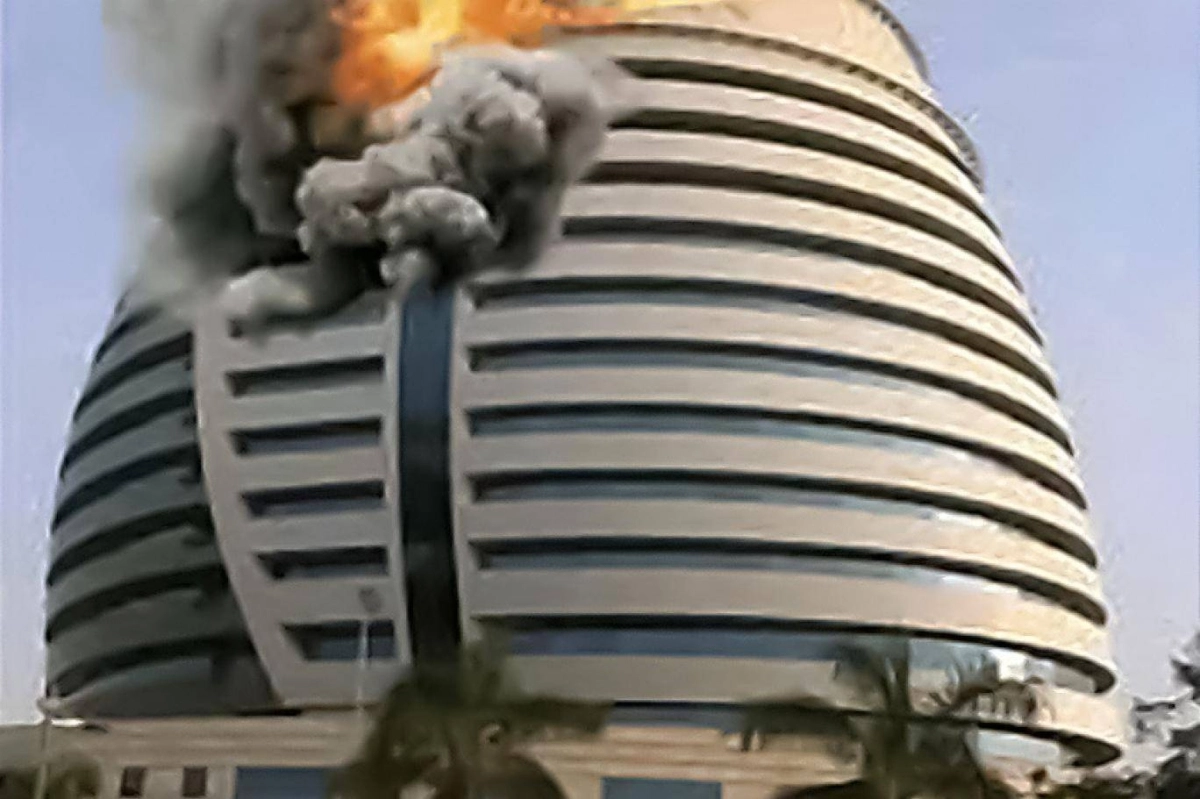 احتراق برج شركة النيل للبترول (مكة)