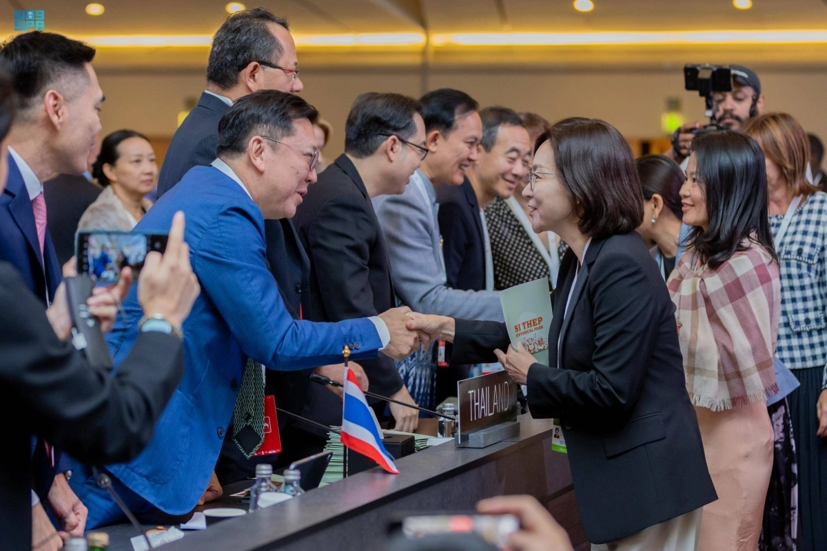 


لحظة إعلان إدراج المحمية                   (مكة) 