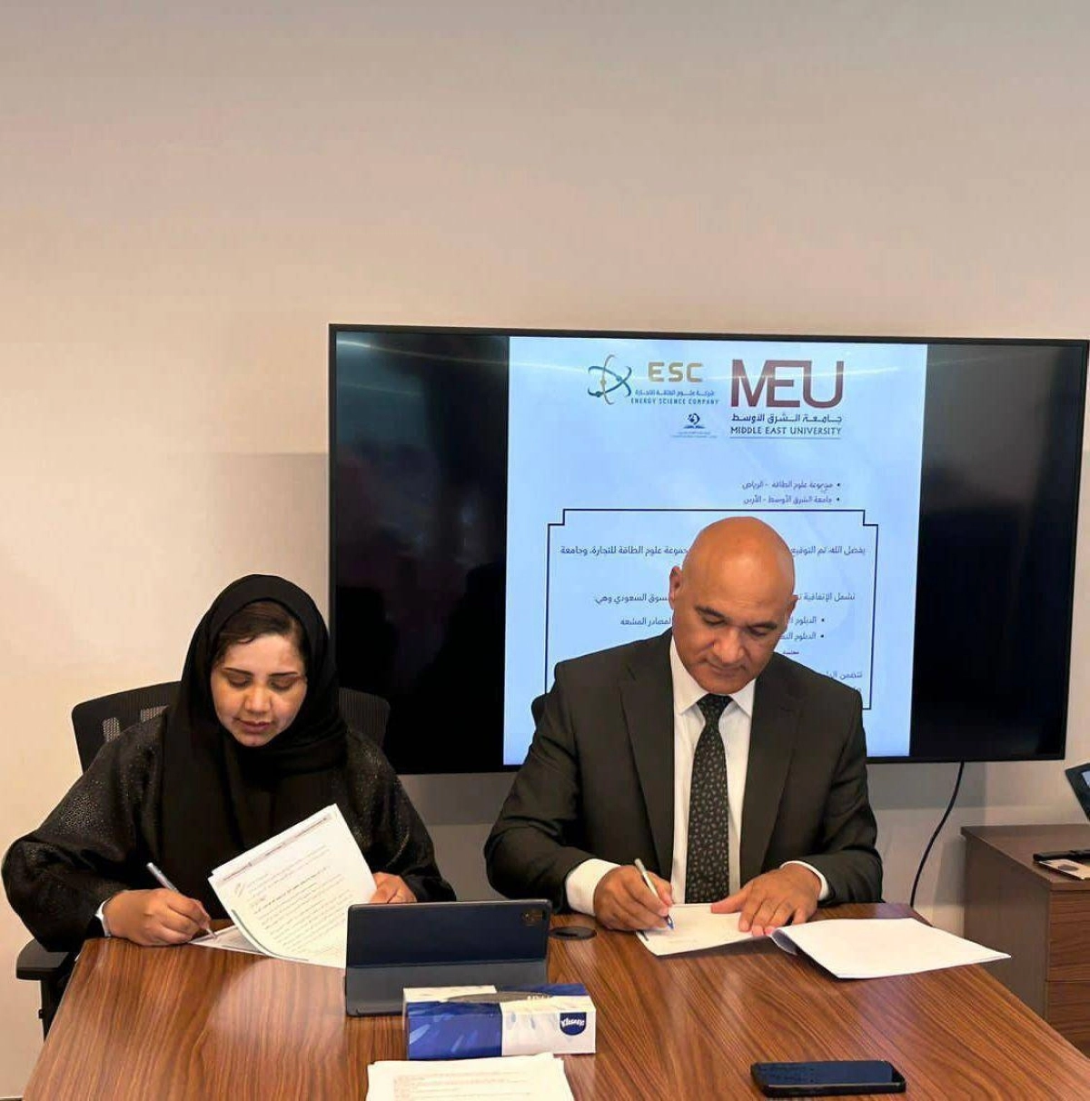 d499326e-54f3-468a-acd8-bf7f820057b0