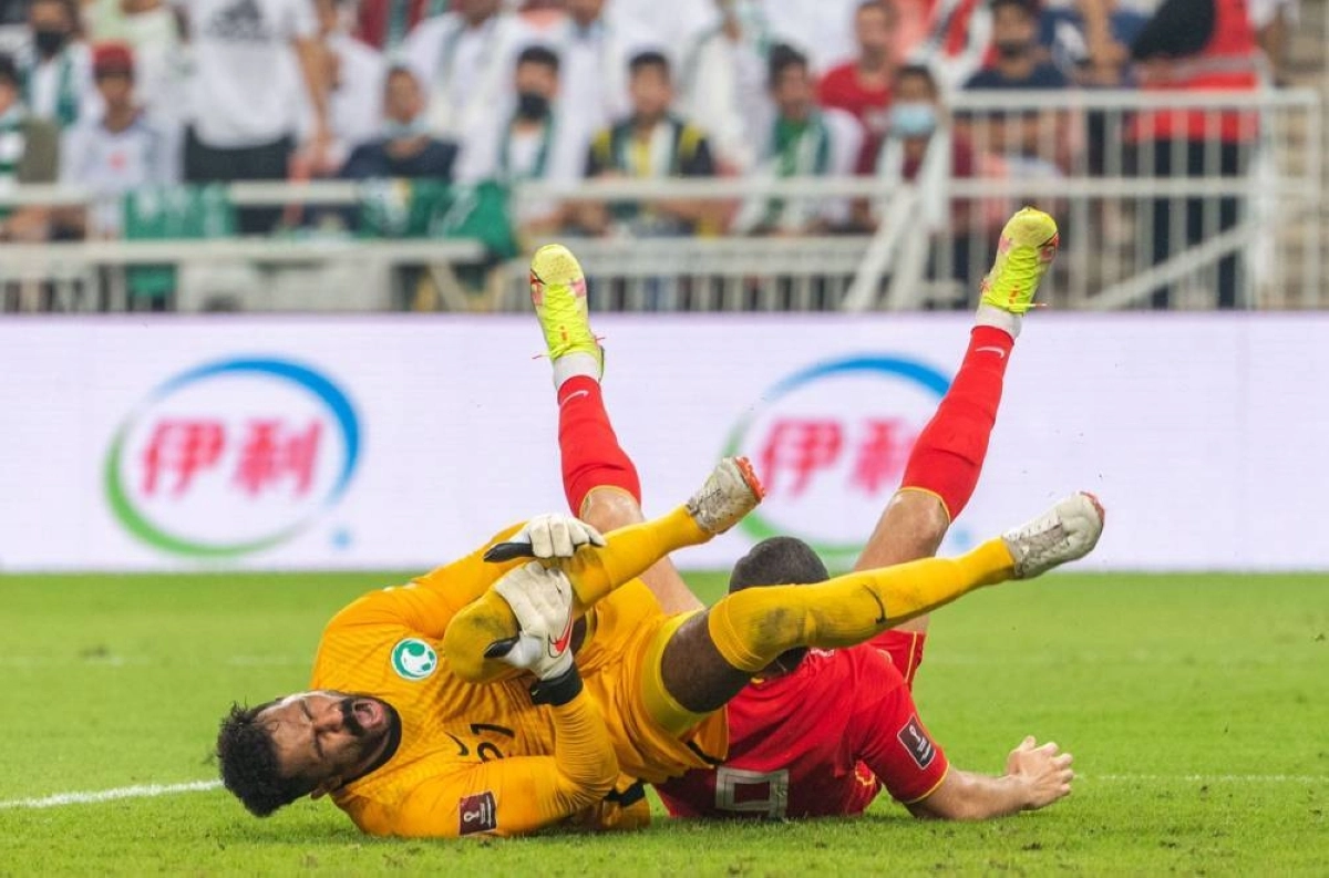 


محمد العويس بعد إصابته في احدى المباريات الدولية 