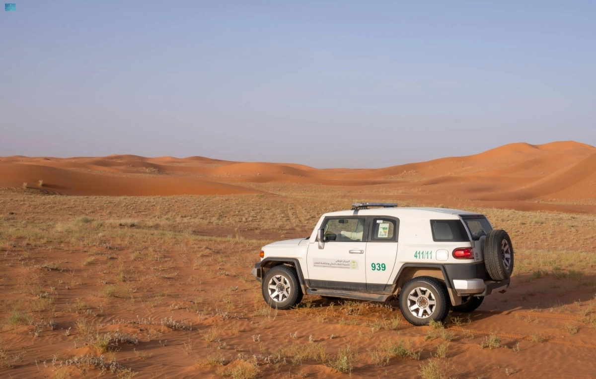 


إحدى سيارات الأمن البيئي                   (مكة) 