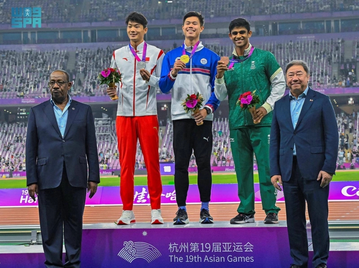 


حسين آل حزام خلال تتويجه بالبرونزية 