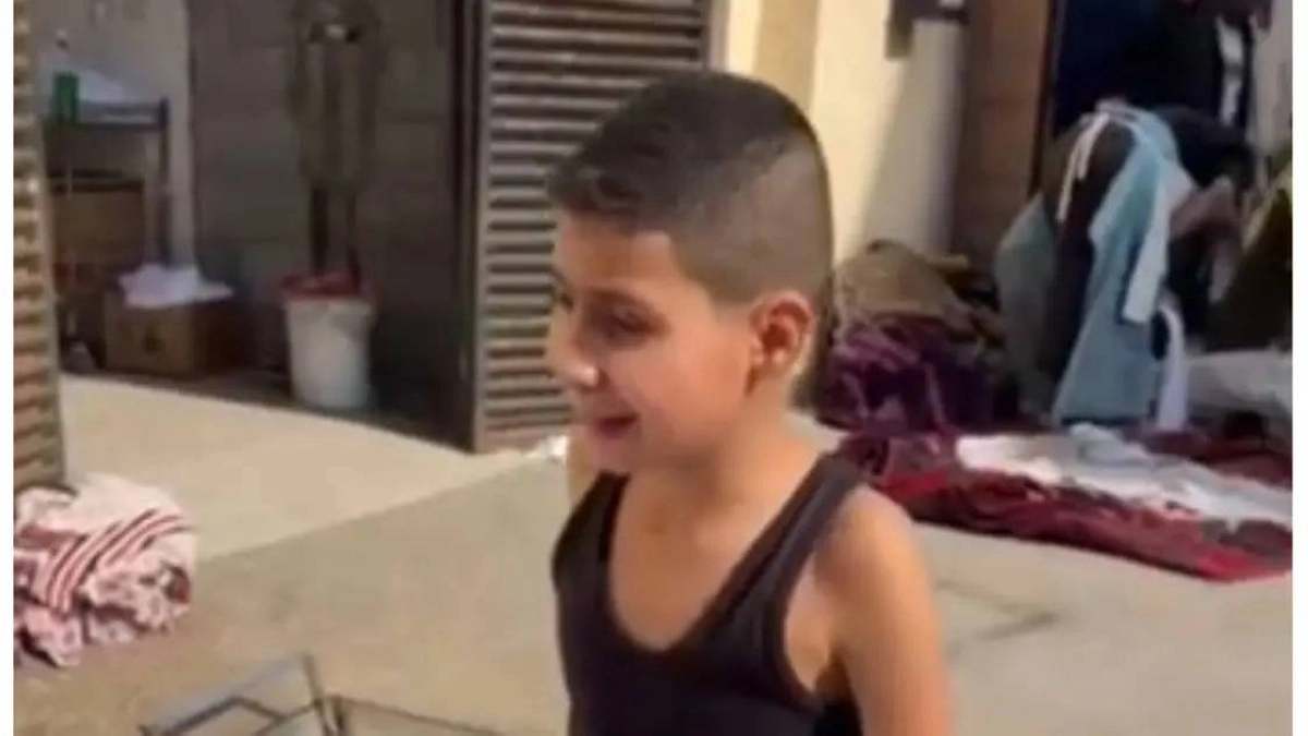 خالد الناجي الوحيد من الأسرة