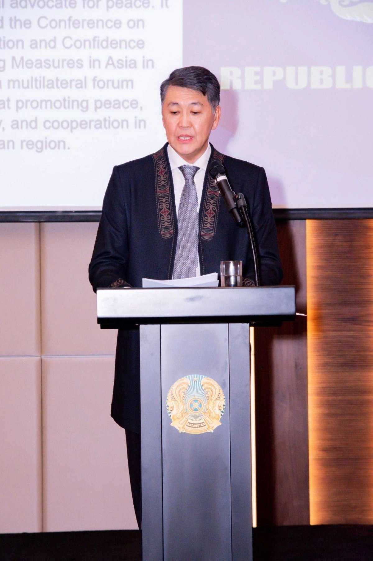 2c3b8e0a-d17b-42e9-9d2e-64609b392a71