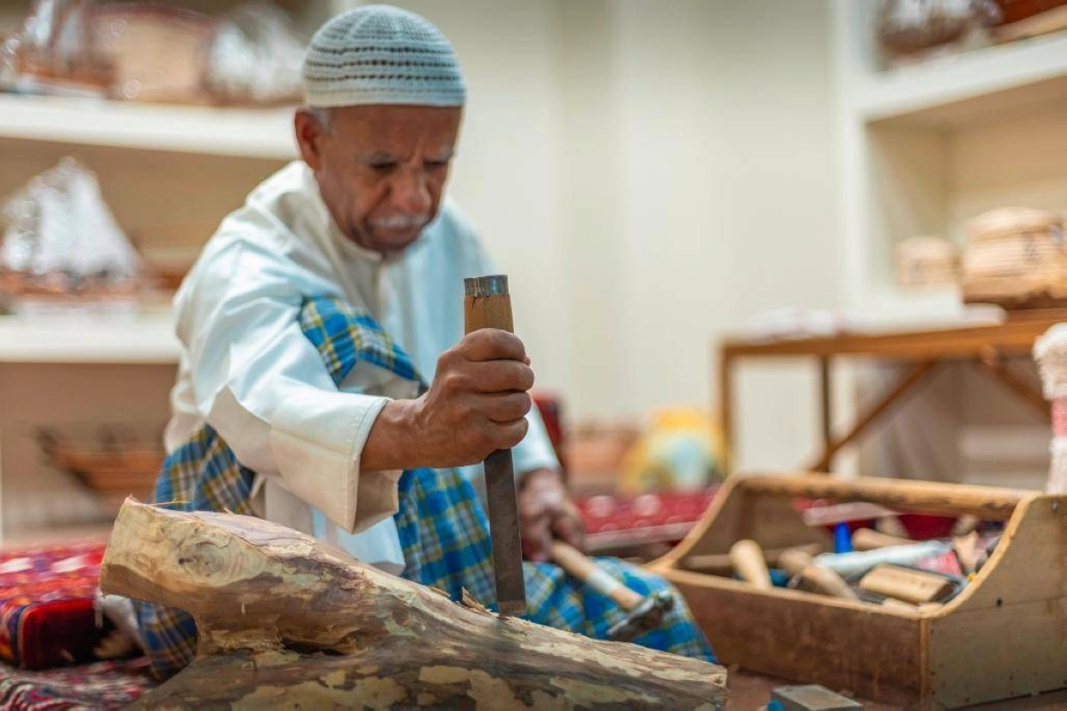 b12e70bb-9205-4858-b32c-3452c533ddf7