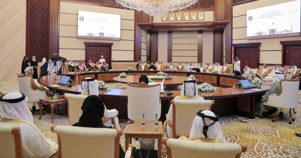 


الوزراء الخليجيون المعنيون بالإسكان 