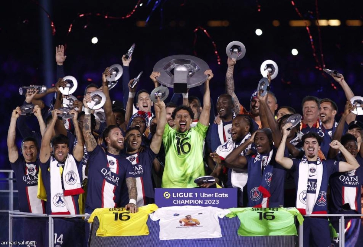 توج مع سان جيرمان بالدوري الفرنسي