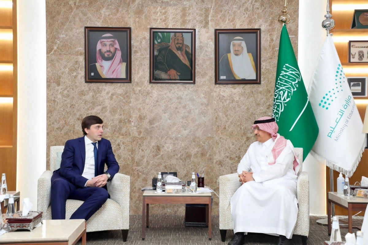 75a0d163-1bda-4989-8e57-e9ea0ee940dc