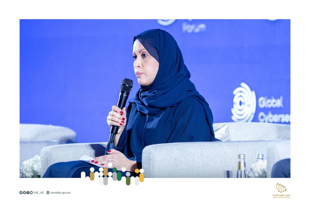 ميمونة آل خليل في الجلسة الحوارية