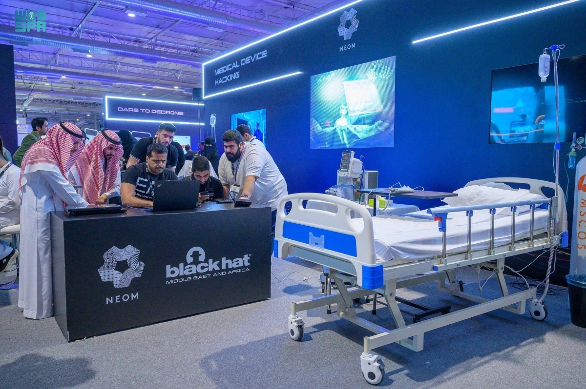 مشاركون في البلاك هات (مكة)