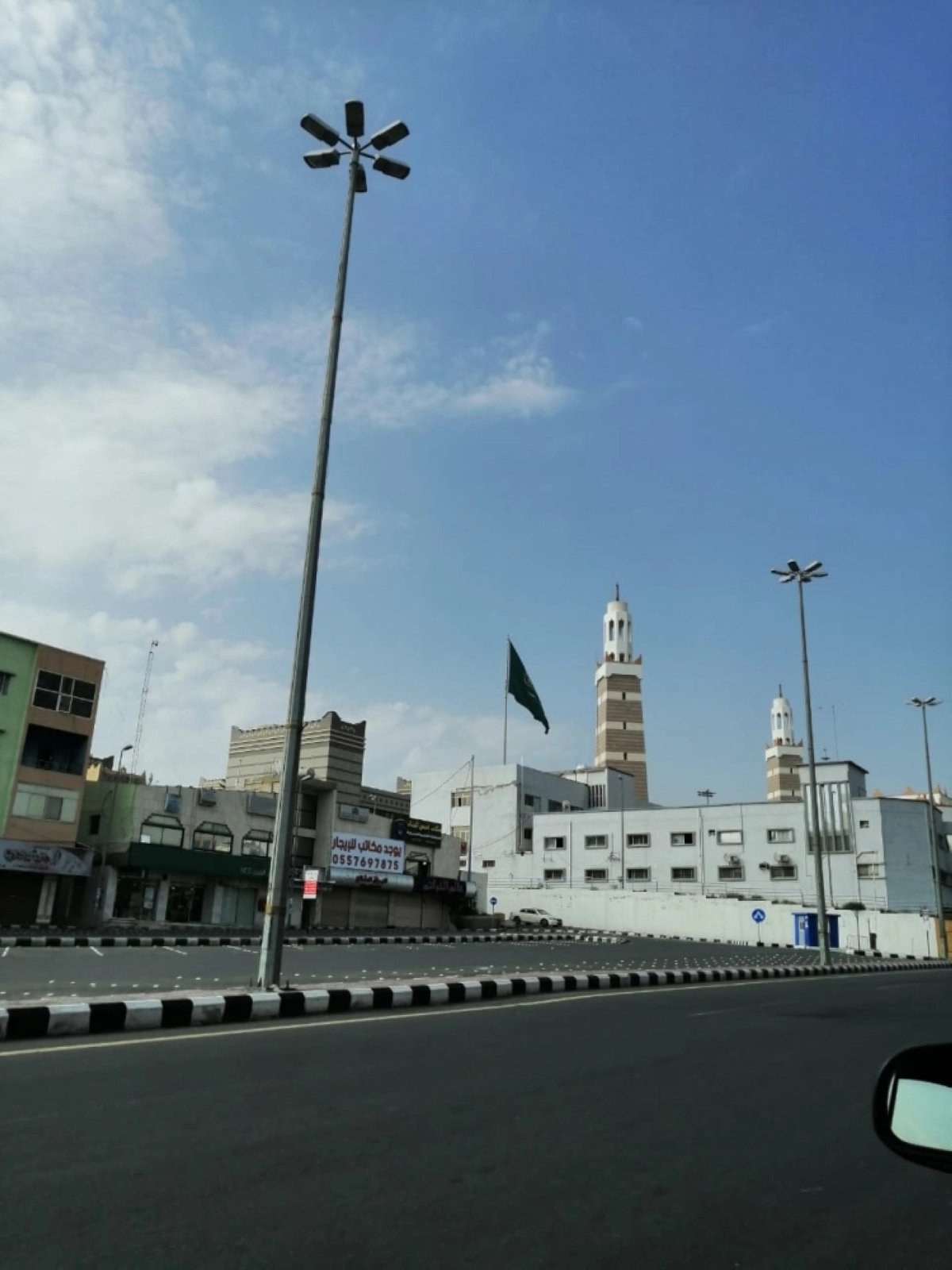 أحد طرقات مدينة أبها