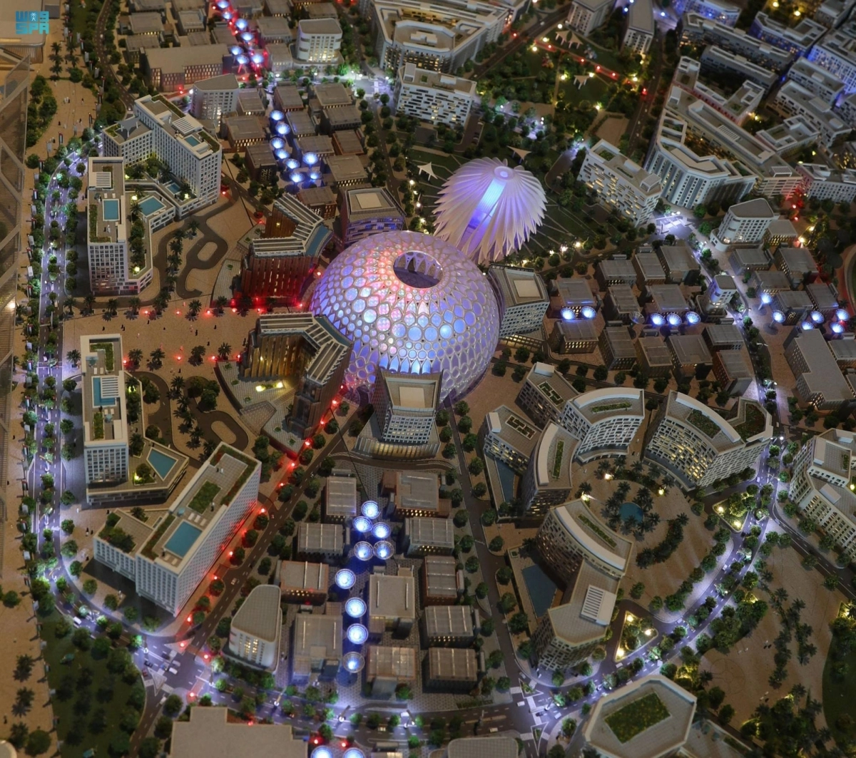 


ترسيخ الدور الريادي للمملكة               (مكة) 