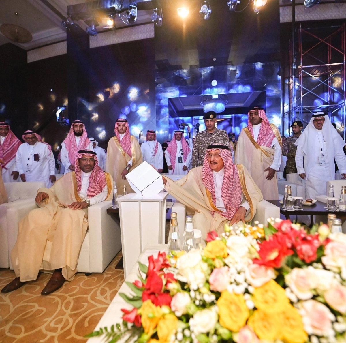 


محمد بن ناصر خلال التدشين            (مكة) 