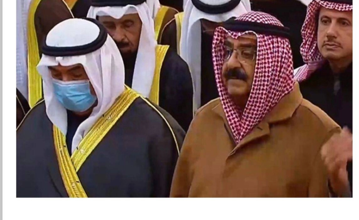 الشيخ مشعل الأحمد تقدم المصلين (مكة)