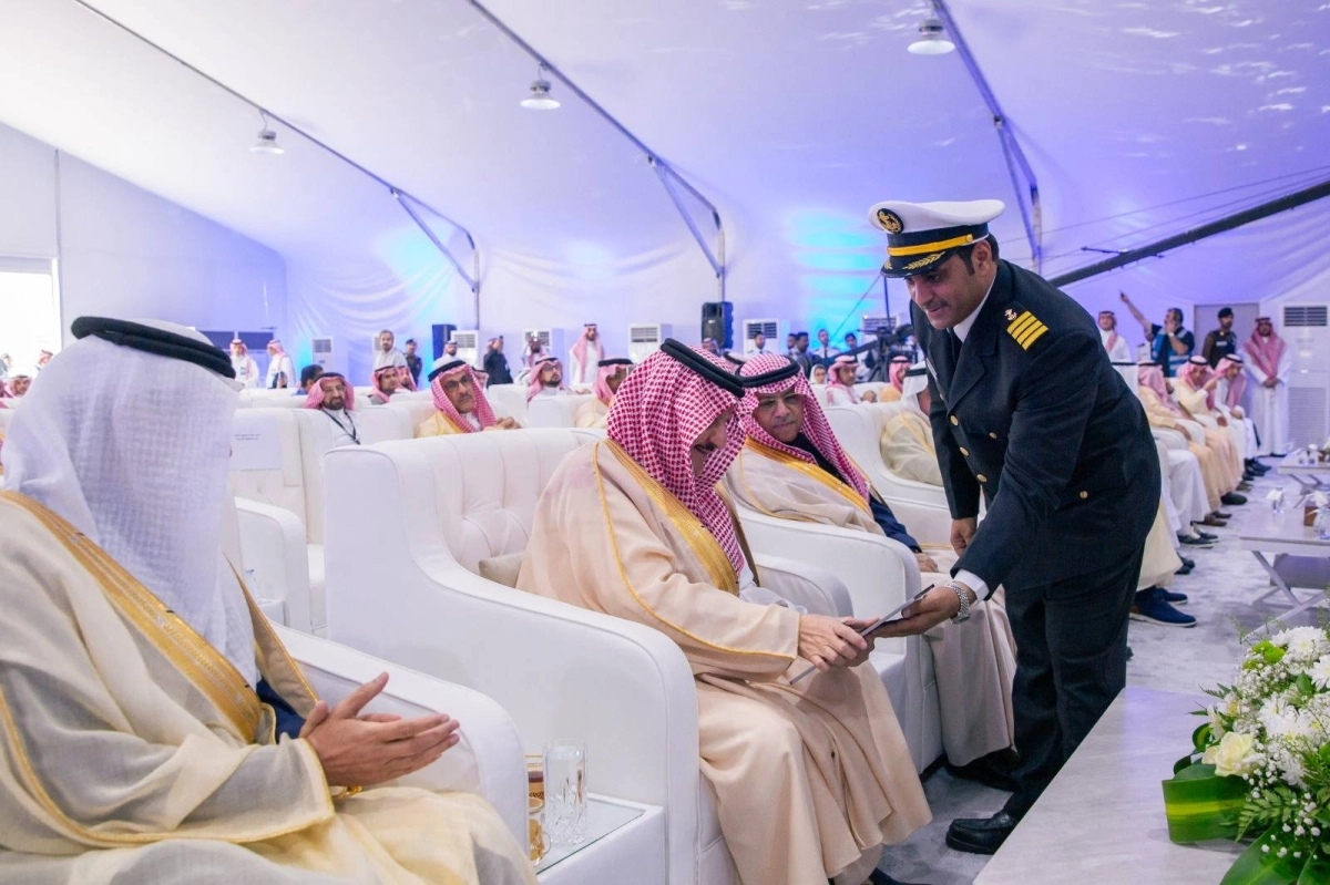 أمير الشرقية خلال التدشين