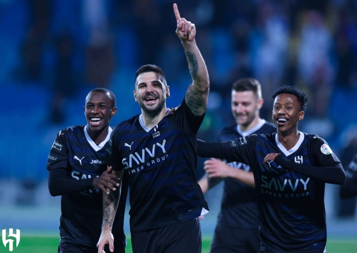 


ميتروفيتش بعد تسجيل الهدف الثاني 