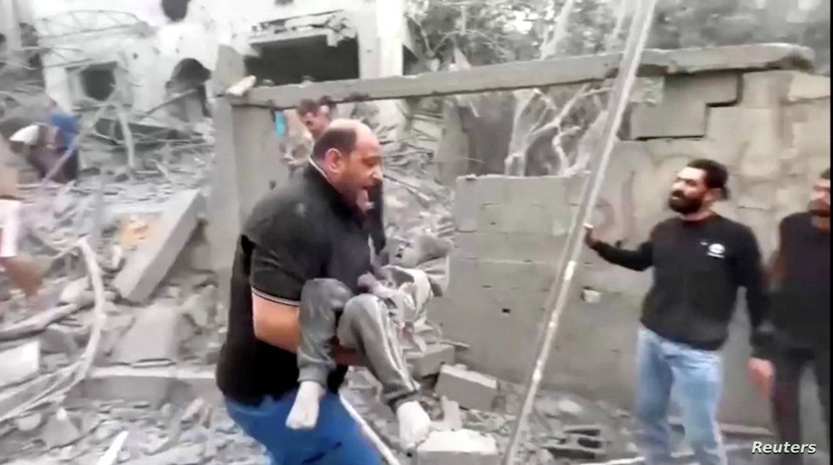 


موت وأوجاع في غزة خلال 2023                                                            (مكة) 