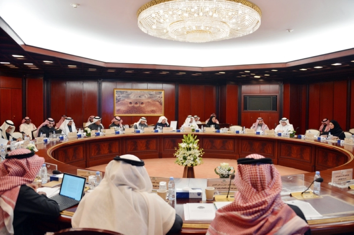 عبدالله آل الشيخ مترئسا اجتماع هيئة الشورى (مكة)
