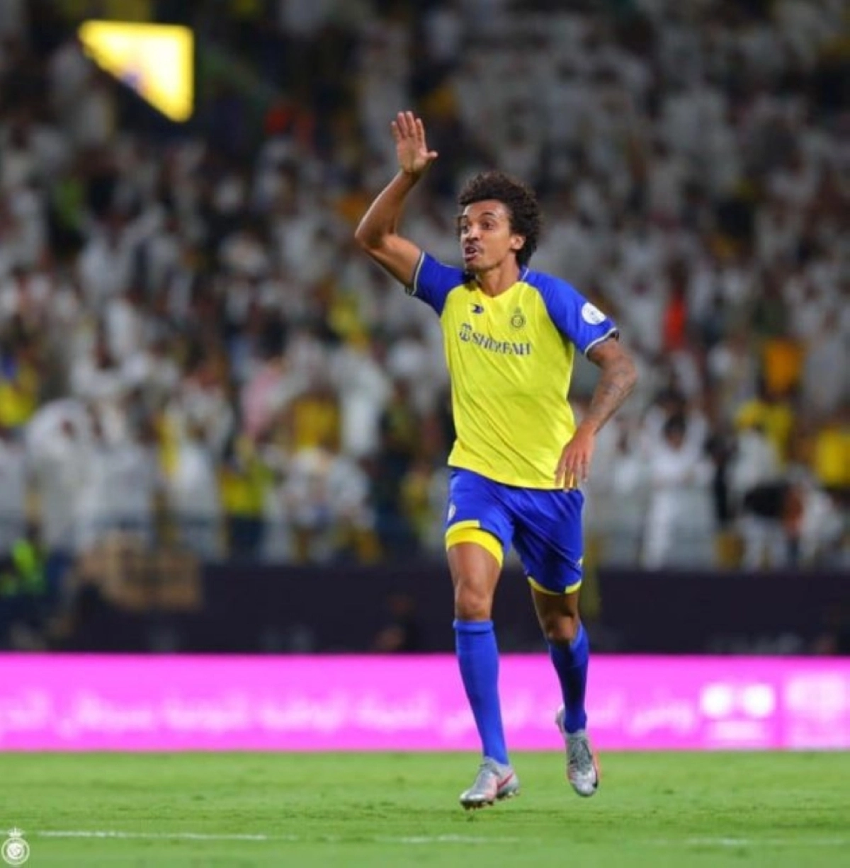 لويس جوستافو