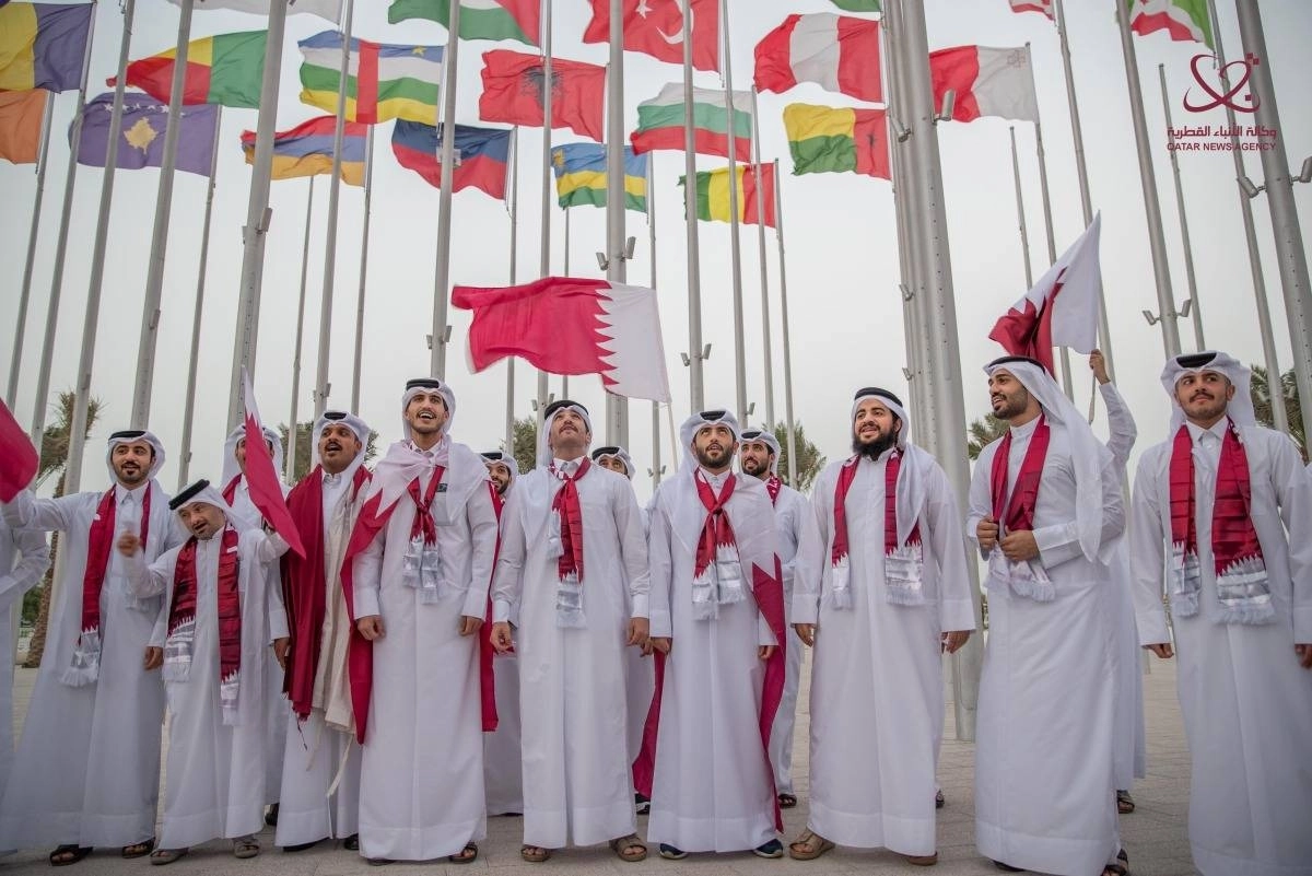 


جانب من احتفاء القطريين بالبطولة 