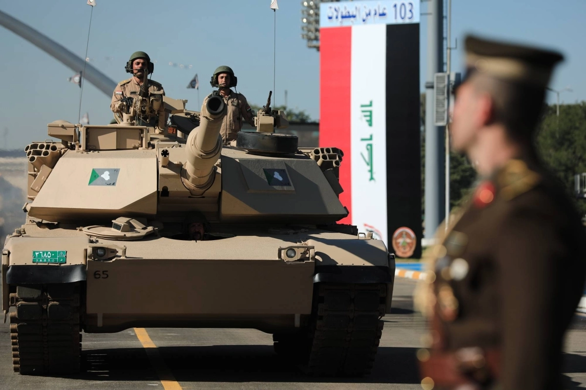 استعراض عسكري في العراق (د ب أ)