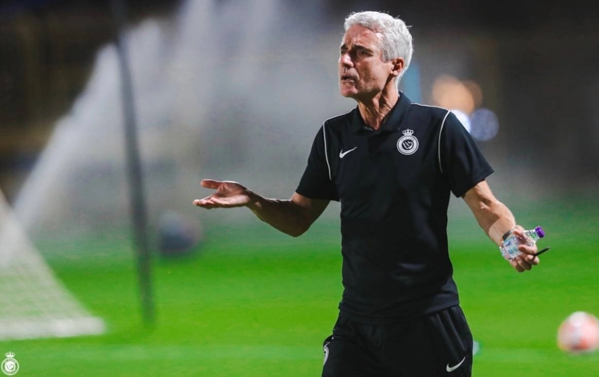 


لويس كاسترو 