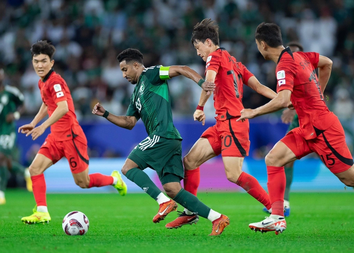 


جانب من المباراة 