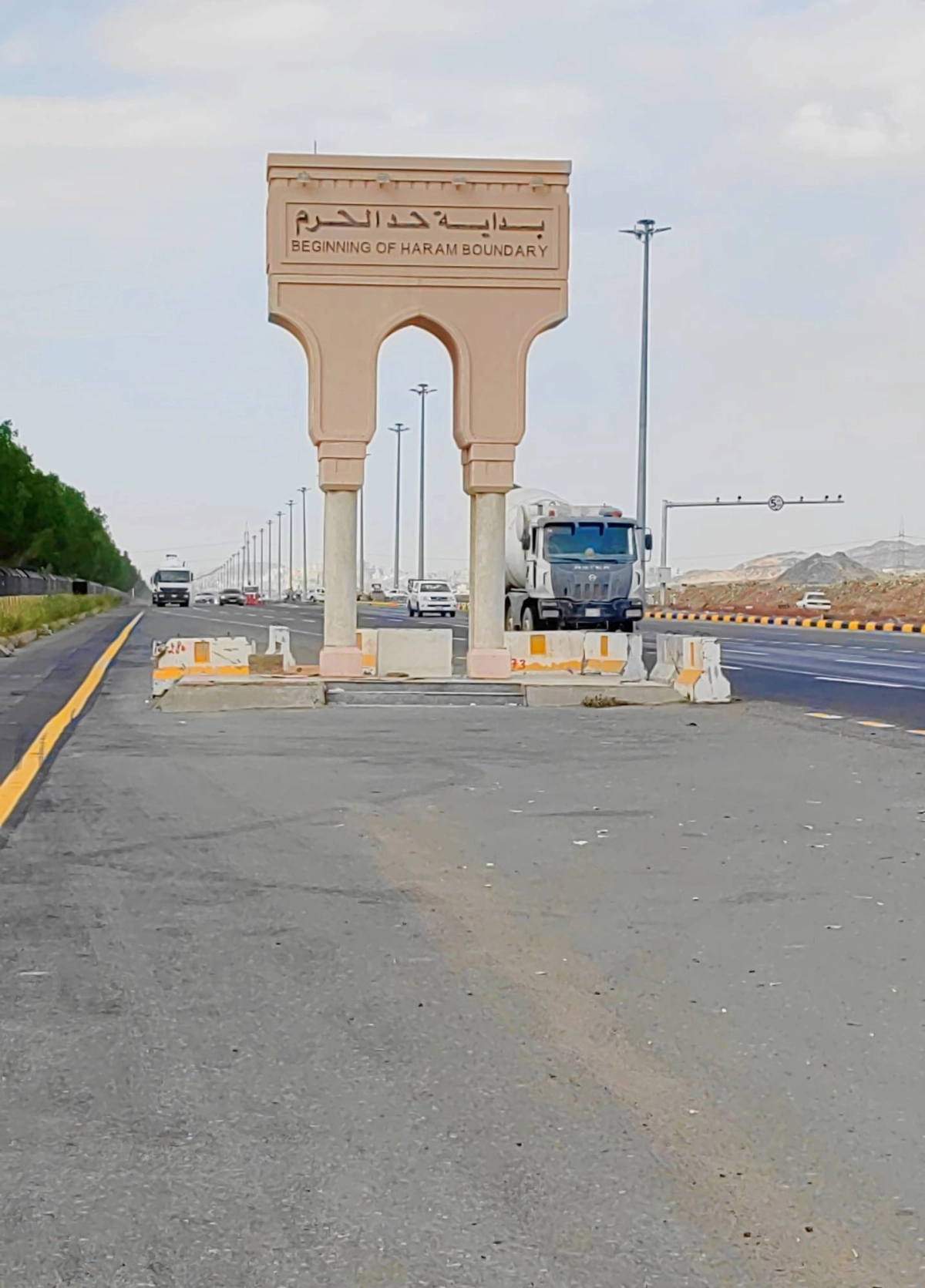 (أنس الحارثي)