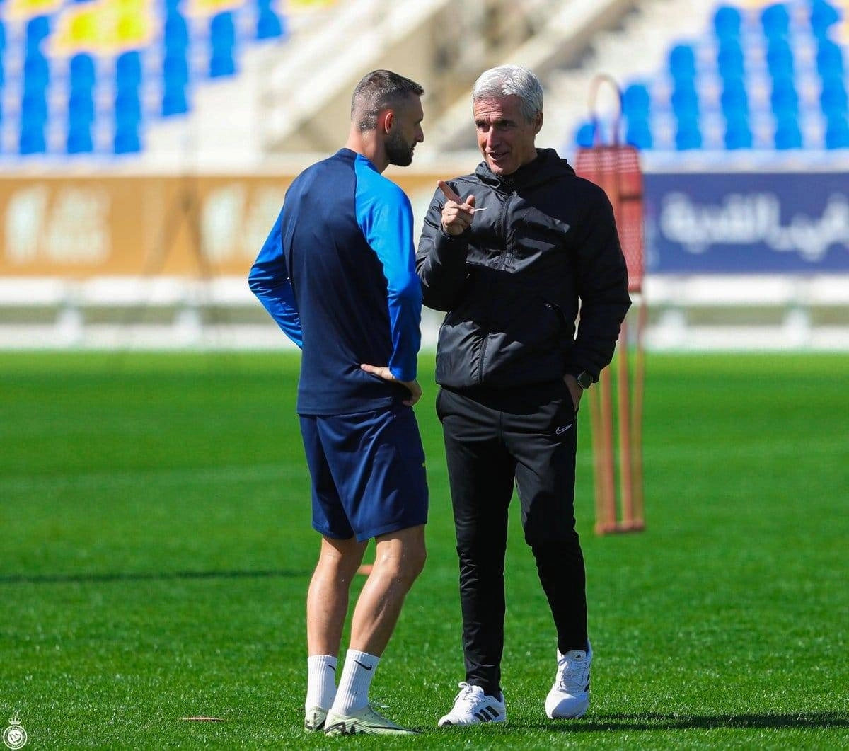 كاسترو خلال التدريبات