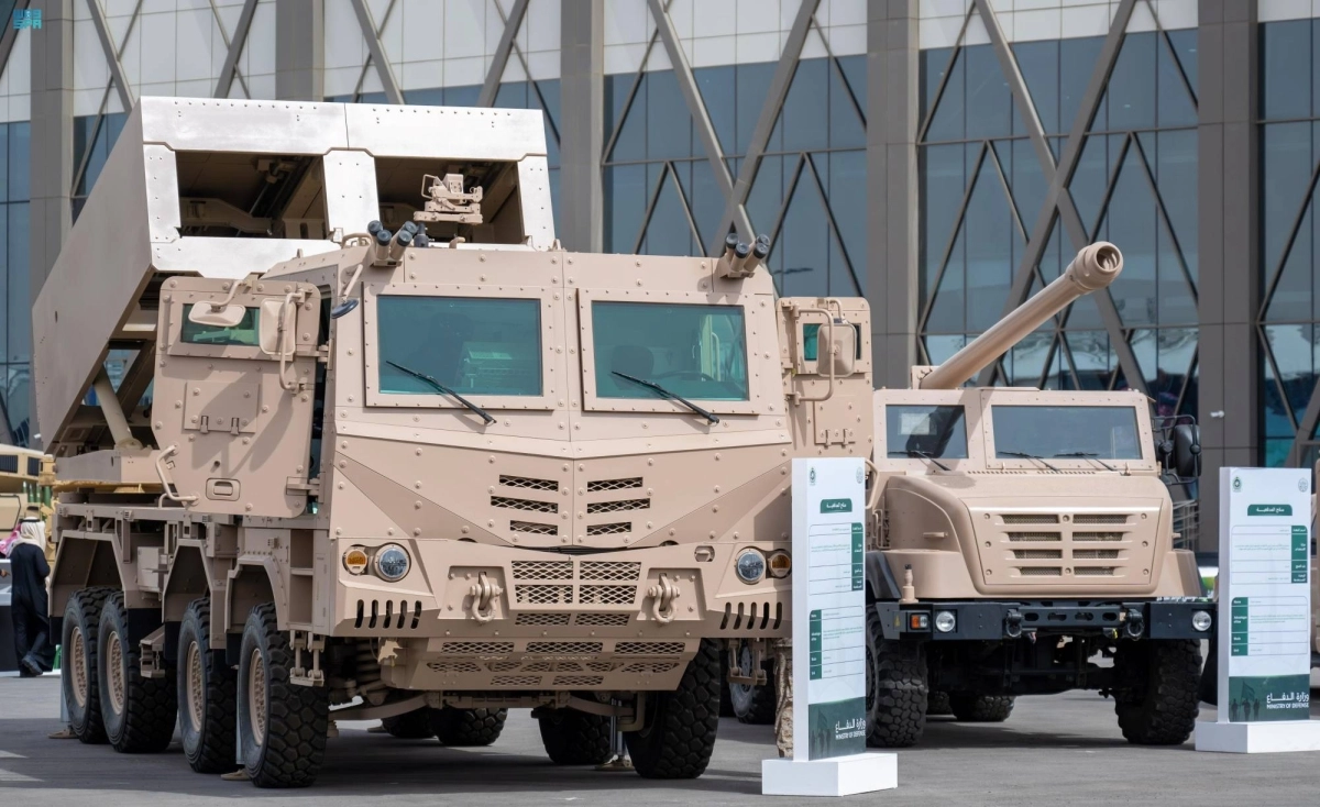 


معدة عسكرية بالمعرض        (مكة) 