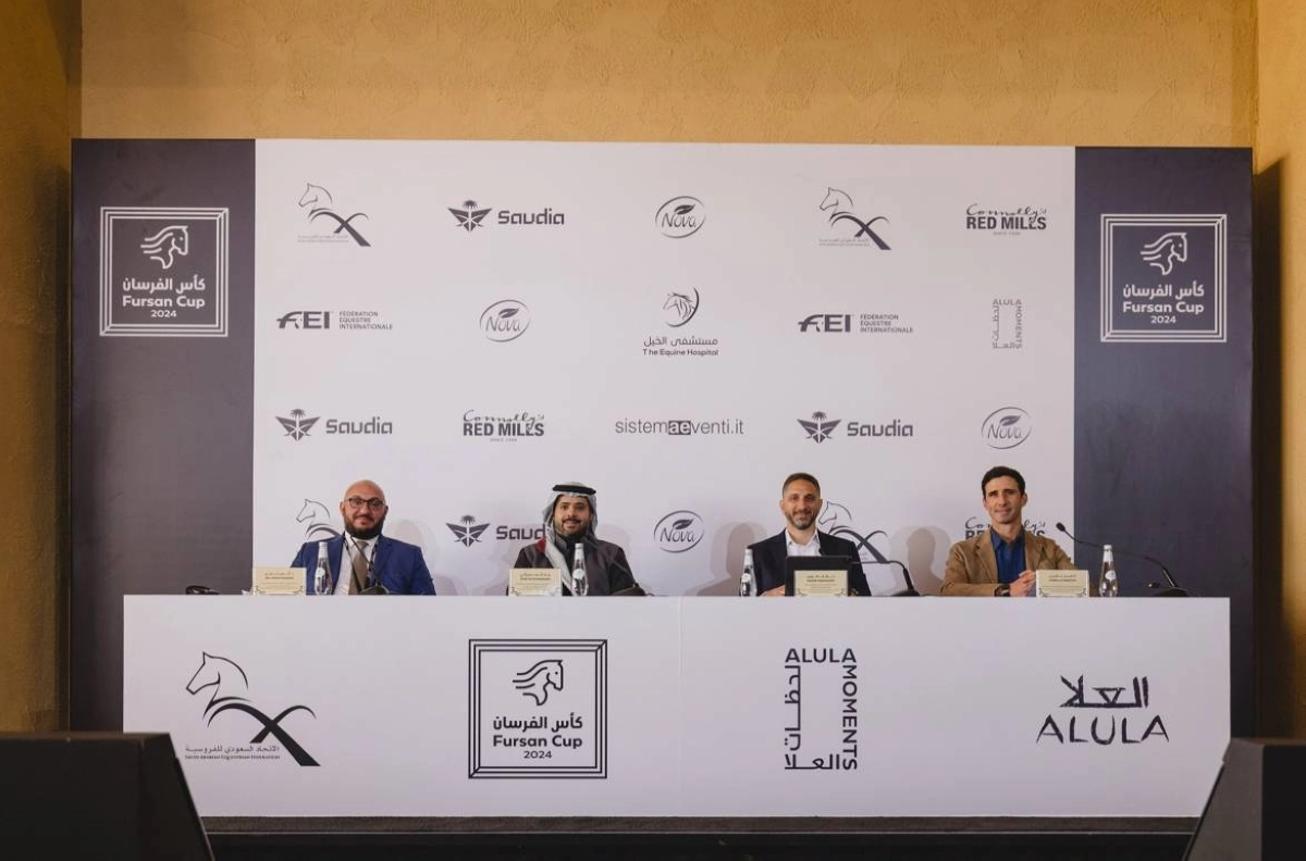 انعقاد المؤتمر الصحفي الخاص ببطولة كأس خادم الحرمين الشريفين الدولية للقدرة والتحمل في قرية الفرسان للفروسية بمحافظة العلا، بمشاركة ممثلي الهيئة الملكية لمحافظة العلا والاتحاد السعودي للفروسية ووسائل الإعلام المحلية والعالمية.