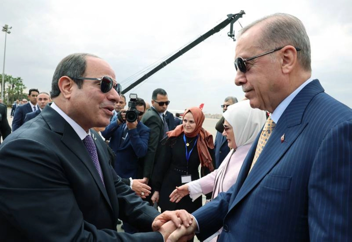 السيسي يستقبل إرودغان في القاهرة (د ب أ)