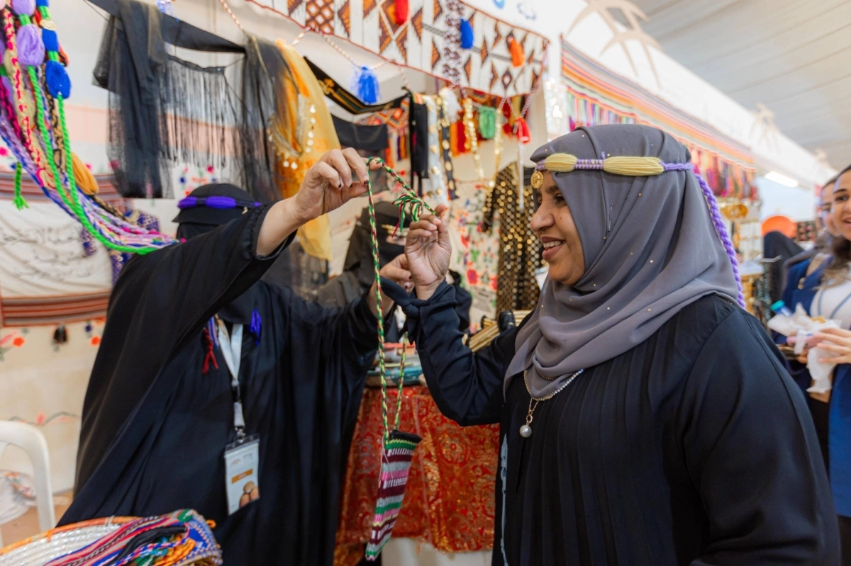 0f283623-7e3e-495e-bc10-b74d488df01d