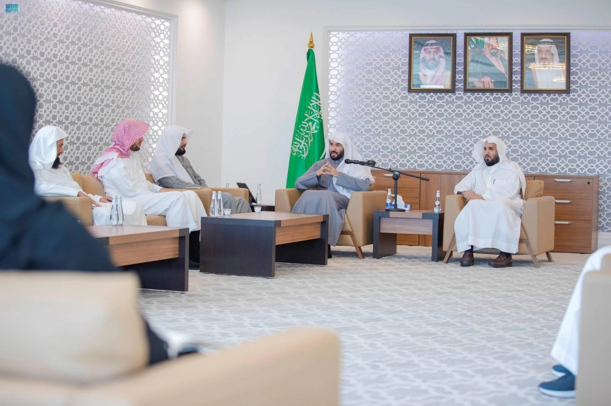 


وليد الصمعاني خلال اللقاء                                                         (مكة)     