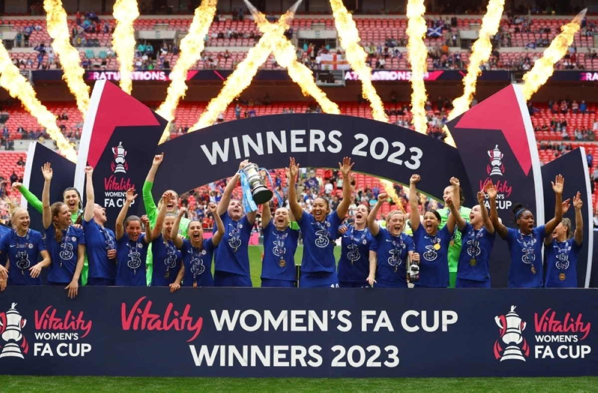 سيدات تشيلسي أبطال إنجلترا