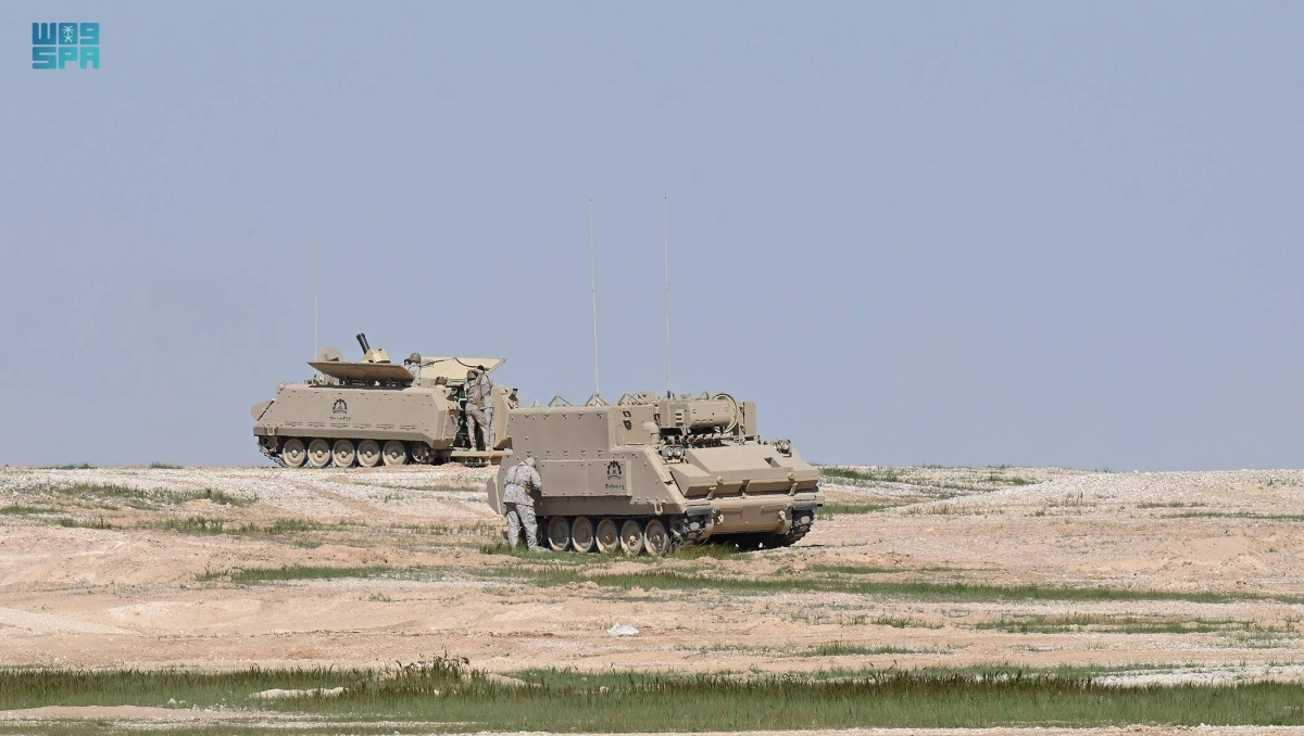 


معدات حربية مشاركة في التمرين           (واس) 