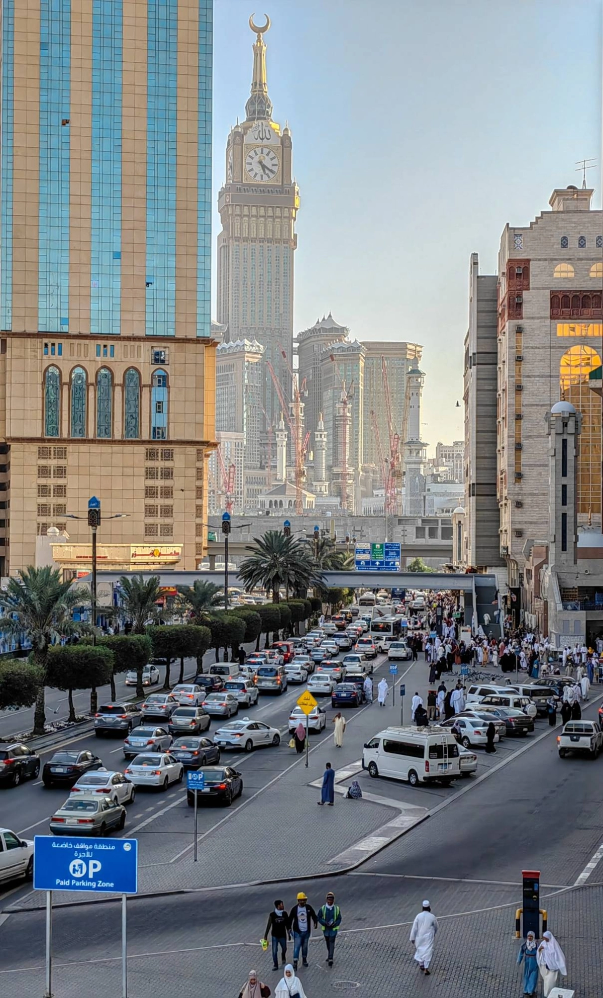 (أنس الحارثي)