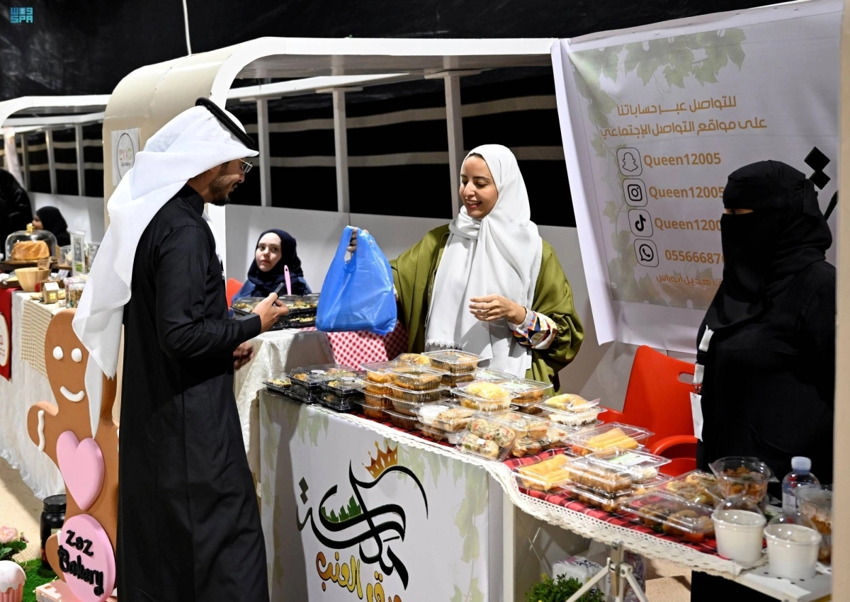 


جانب من فعاليات معرض القهوة                                               (مكة) 