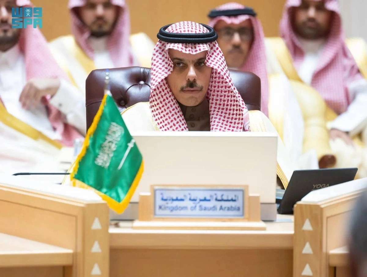 


 فيصل بن فرحان 