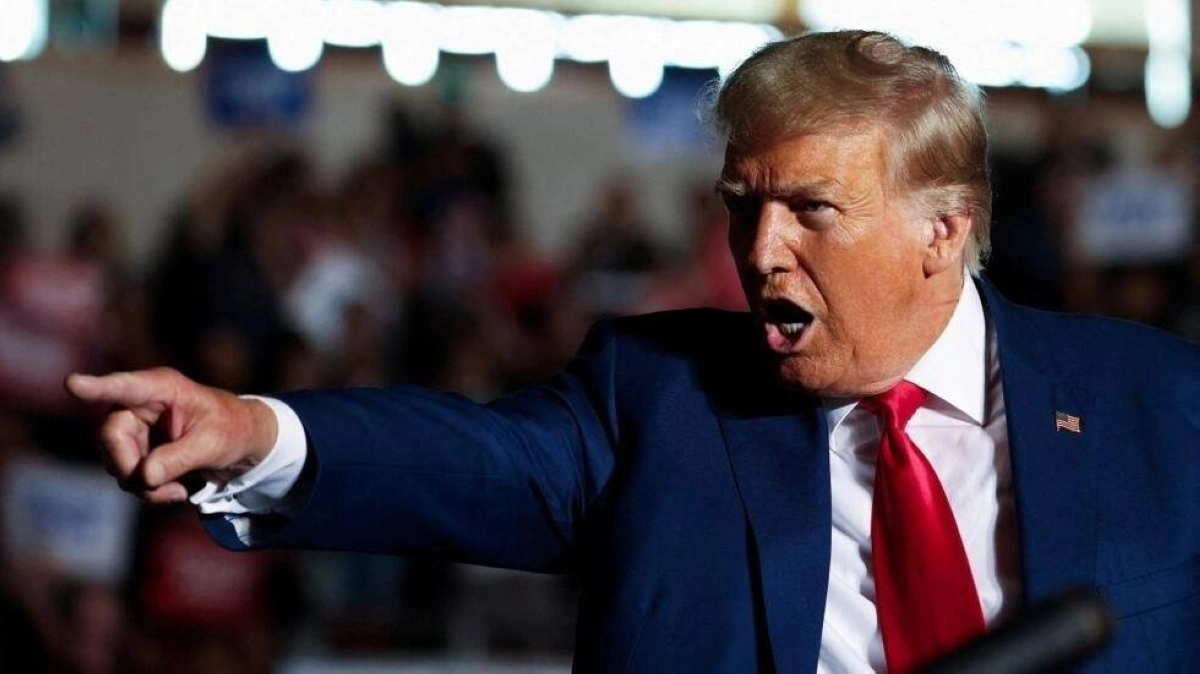 


دونالد ترمب 