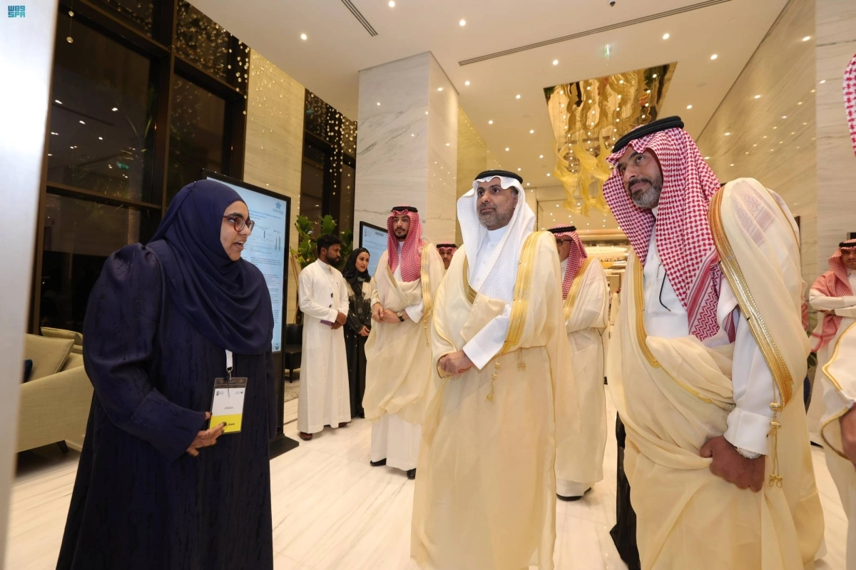 


جانب من تدشين الجائزة                   (مكة) 