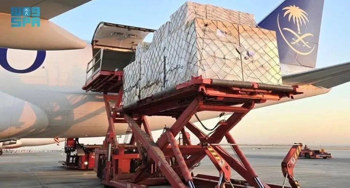 


تحميل المساعدات الطبية لأوكرانيا                                   (واس) 